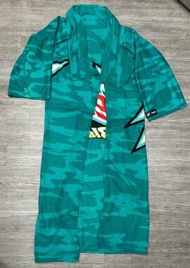 Mountain Dew Baja Blast Snuggie Blanket Robe Teal Camo Limited Edition Rare OS